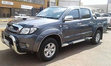 ypsilon nis: RETROVIZORI ZA TOYOTA HILUX OD 2006. DO 2023. GOD. | Svi delovi za — 1
