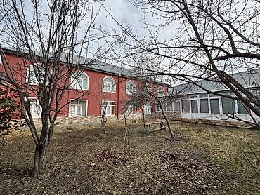 Həyət evləri və villaların satışı: 6 otaqlı, 200 kv. m — 1