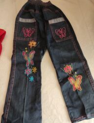 Oyuncaqlar: Cins walvar 3-4 yawa Tezedi .hec geyilmeyib.Qiymet 4 m Neftcilerde