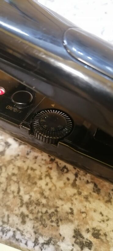 Pegle na paru: Pegla profi Francuskog proizvođača 200w. JILBERE Paris. Širokih ploča — 15