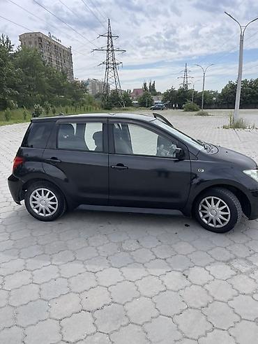 ist 2003: Toyota Ist: 2002 г., 1.3 л, Хэтчбэк — 2
