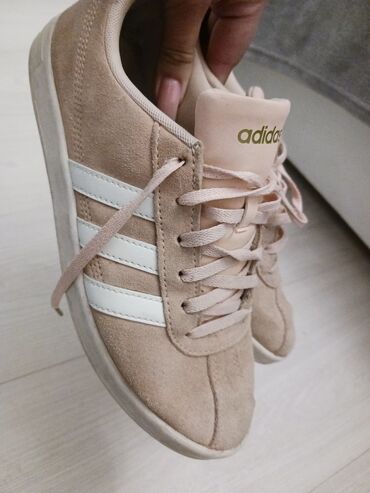 Personal Items: Adidas, 38, color - Beige