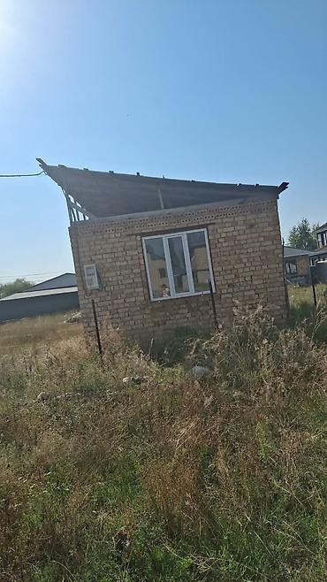 куплю долю в доме: Кирпичный домик с односкатной крышей на участке 5сотых . район — 1