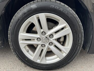 Toyota: Toyota Corolla: 2020 г., 1.2 л, Автомат, Бензин, Седан — 3