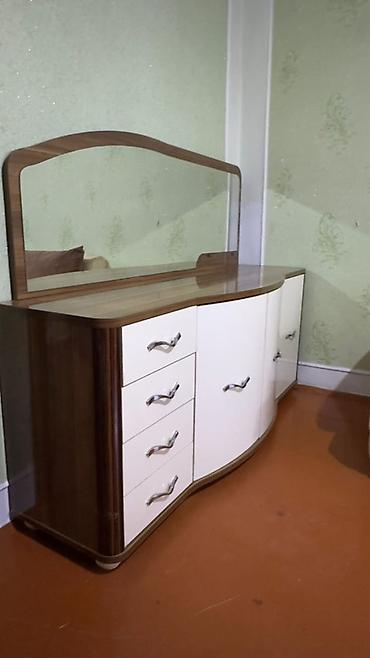 Qonaq otağı dəstləri: İşlənmiş, Kredit yoxdur — 4