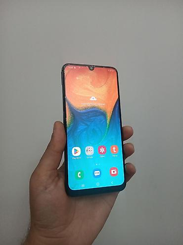 redmi telfonlar: Samsung Galaxy A30, 64 GB, rəng - Qara, İki sim kartlı — 4