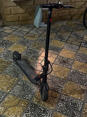 dördtəkərli samokatlar: Elektrik skuter – qatlana bilən, yığcam şəhər modeli - Rəng: qara - — 2