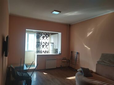 собственник аламедин 1: 1 комната, 33 м², 105 серия, 4 этаж, Косметический ремонт