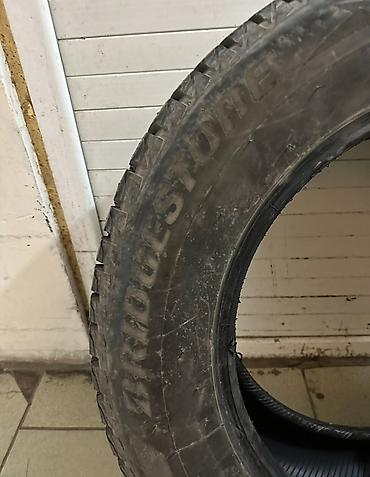 шипованная: Шина зимняя шипованная Bridgestone, размер 265/60 R18 114T — 3
