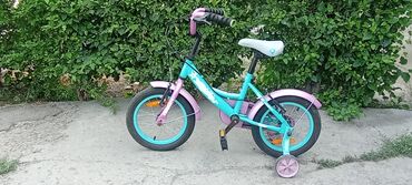 защита для детей: Продаю детский велосипед! 4000 тыс сом!