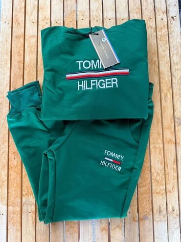 Komplet trenerke: Moderna dečija trenerka od pamuka, idealna za svakodnevne aktivnosti i — 4