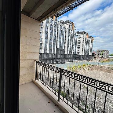 Продажа квартир: 3 комнаты, 100 м², Элитка, 3 этаж — 8
