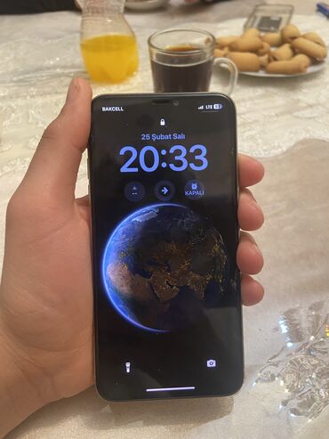 xiaomi 11 pro: IPhone 11 Pro Max, 64 GB