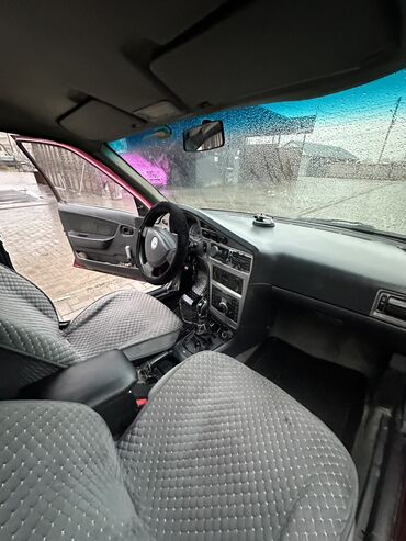 Daewoo: Daewoo Nexia: 2012 г., 1.6 л, Механика, Бензин, Седан — 10