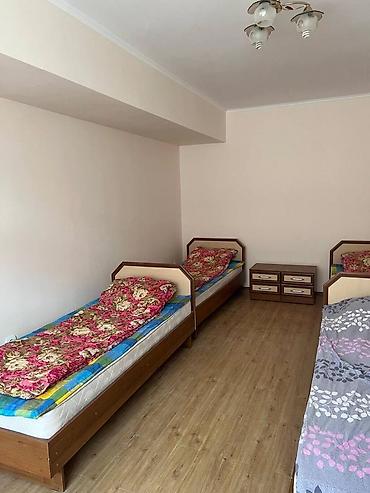 Продажа коттеджей и домов: 4 комнаты, 100 м², Чолпон-Ата, Собственник — 15