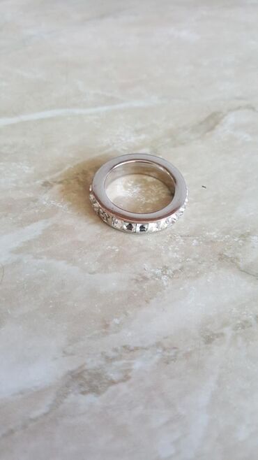 srebrni prsten: Prsten
