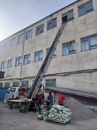 услуг крана манипулятора: Услуги автолифта Автовышка кран (подъёмника грузов на этажи) - — 2