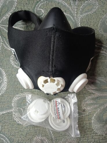 очки для спорта: Продаю маску для тренировок Elevation Training Mask(производство США