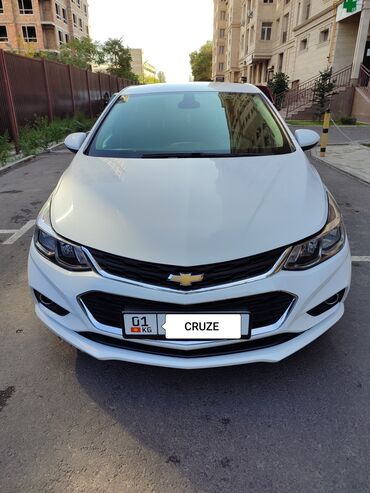 машина расрочкага: Chevrolet Cruze: 2017 г., 1.4 л, Автомат, Бензин, Седан