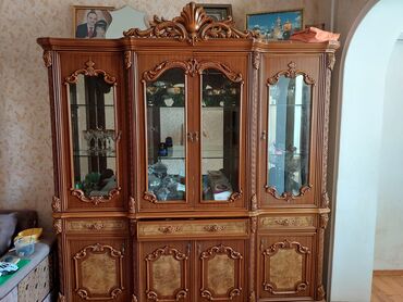 İşlənmiş, Açılan, 6 qapı Düz dolab, Bufet