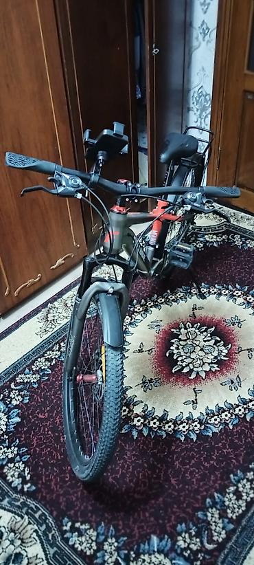 Velosipedlər: Yeni Şəhər velosipedi 24", sürətlərin sayı: 7, Ünvandan götürmə — 5