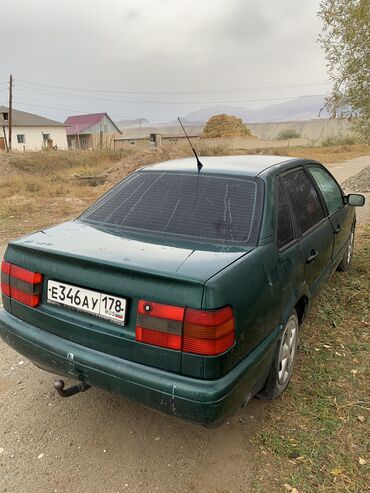 куплю машину volkswagen: Volkswagen Passat: 1995 г., 1.8 л, Механика, Бензин, Седан