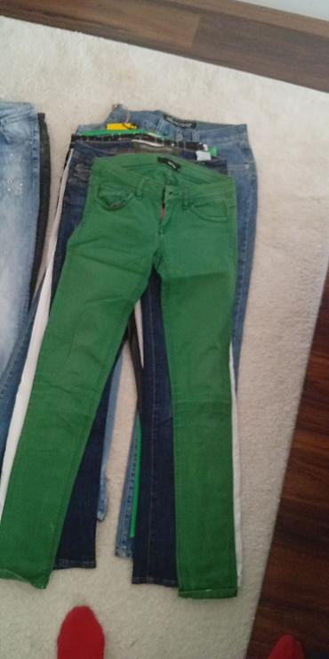 Haljine: Lot ženske odeće – pantalone/farmerke i crne koktel haljine Sadržaj — 15