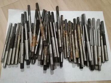 Ostali uređaji: Razvrtači 8mm, 8,02mm, 8,05mm, 8,1mm (rajberi) JAL – različite — 8