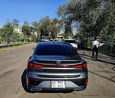 aion a60: Changan Eado Plus: 2025 г., 1.4 л, Робот, Бензин, Седан — 4