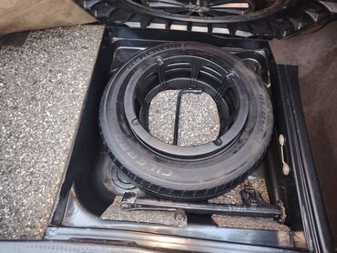 Mercedes-Benz: Mercedes-Benz W124: 3 l | 1994 il Sedan — 11