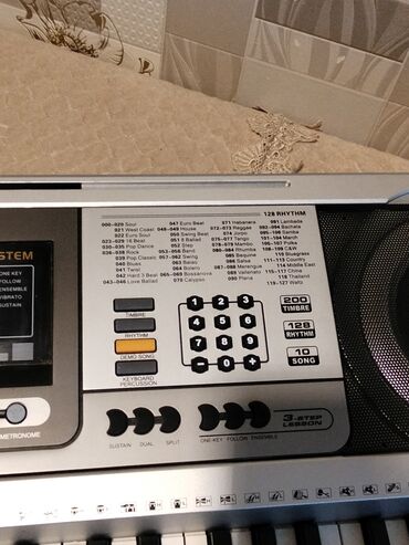 Sintezatorlar: Sintezator, Yeni, Ünvandan götürmə, Pulsuz çatdırılma — 8