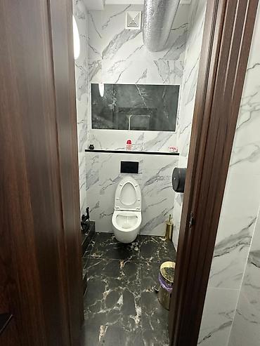 Аренда помещений свободного назначения: Сдается в долгосрочную аренду коммерческое помещение в ЖК — 7