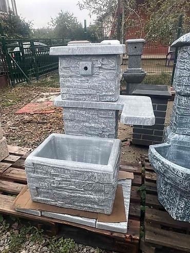 velike tramboline: Dekorativna baštenska česma sa koritom i odlaganjem - Materijal — 1