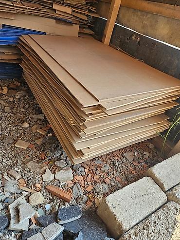 Linoleum: Corni pol — 1