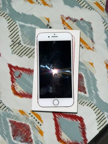 iphone 4 цена в бишкеке: IPhone 7, Б/у, 32 ГБ, Розовый, Зарядное устройство, 77 %