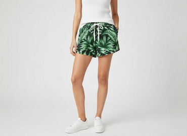 czerwone sandały h m: H&M Divided, Шорти жіночі, розмір 2XS
