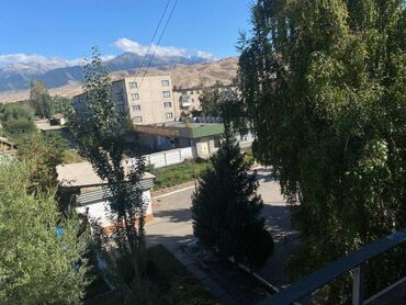 Продажа квартир: 2 комнаты, 50 м², 106 серия, 4 этаж, Косметический ремонт at lalafo.kg — 5 Продажа квартир: 2 комнаты, 50 м², 106 серия, 4 этаж, Косметический ремонт — 5