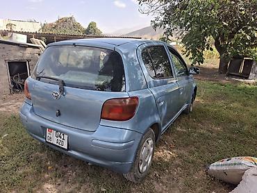 e klass: Toyota Vitz: 2002 г., 1.3 л, Автомат, Бензин, Универсал — 4
