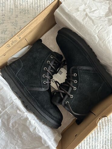 женский ботинка: Угги UGG, 38, цвет - Черный