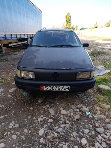 Volkswagen: Volkswagen : 1992 г., 1.8 л, Механика, Бензин, Универсал