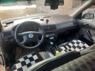 голф 4 2004: Volkswagen Golf V: 2000 г., 1.6 л, Механика, Бензин, Минивэн