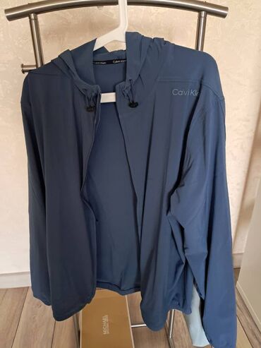 новые мужские куртки: Куртка L (EU 40), XL (EU 42), цвет - Синий