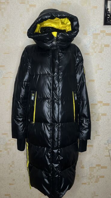 Пуховики и зимние куртки: Пуховик, Длинная модель, Китай, С капюшоном, M (EU 38), L (EU 40)