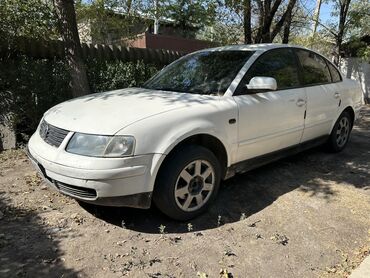 паасат универсал: Volkswagen Passat: 2000 г., 1.8 л, Механика, Бензин, Седан
