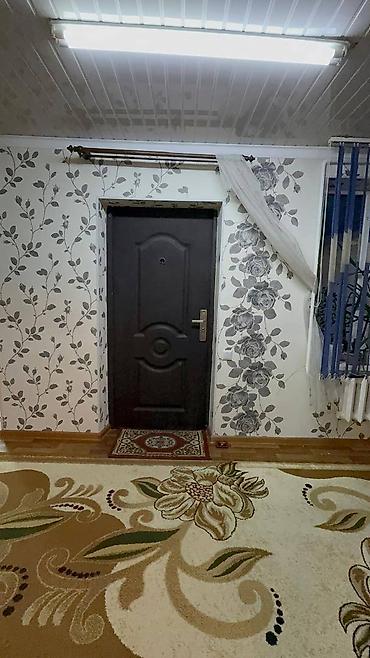 Продажа коттеджей и домов: Продается дом с участком 5соток Район: Кызыл-Аскер Агентство: Кыргыз — 12