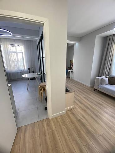 жилой квартира: 3 комнаты, 105 м², ЖД вокзал 8 этаж — 6