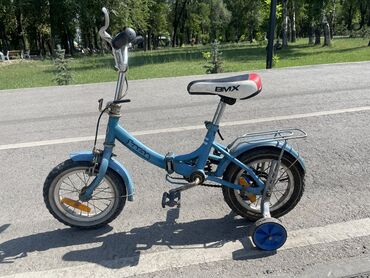 электромобили для детей: Детский велосипед, 4-колесный, 3 - 4 года, Для мальчика, Б/у