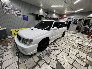 Subaru: Subaru Forester: 2001 г., 2 л, Механика, Бензин, Универсал