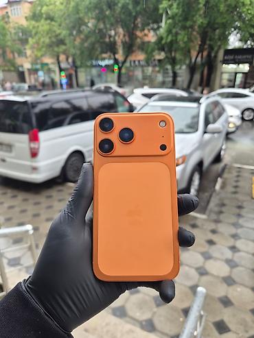 iphone 8 gence: Apple XR Apple 17 Pro Yığılma Telefon Çox idyaldi, Boş Adamlar — 2
