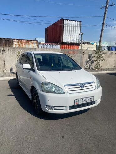 тацота ист: Toyota Ipsum: 2002 г., 2.4 л, Автомат, Бензин, Минивэн